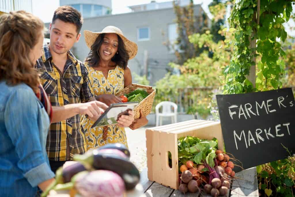 Famers market customers